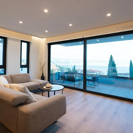 Luxurious In Apartment